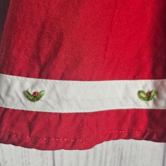 Well Dressed Wolf Red Holly Berry Midi Christmas Dress, size 6 - Picture 3 of 6